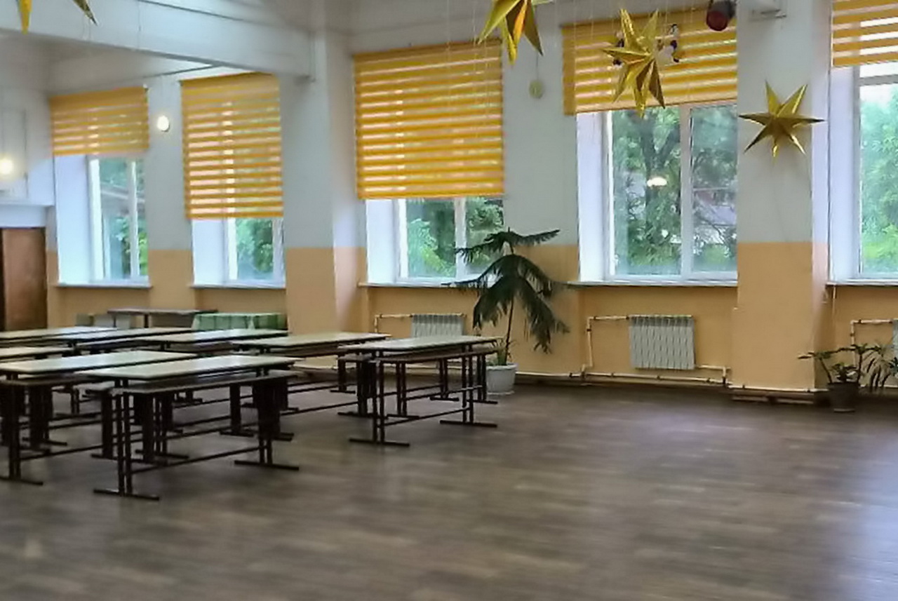 Депутат Наталия Филиппова ознакомилась с ходом подготовки к новому учебном году средней школы № 44