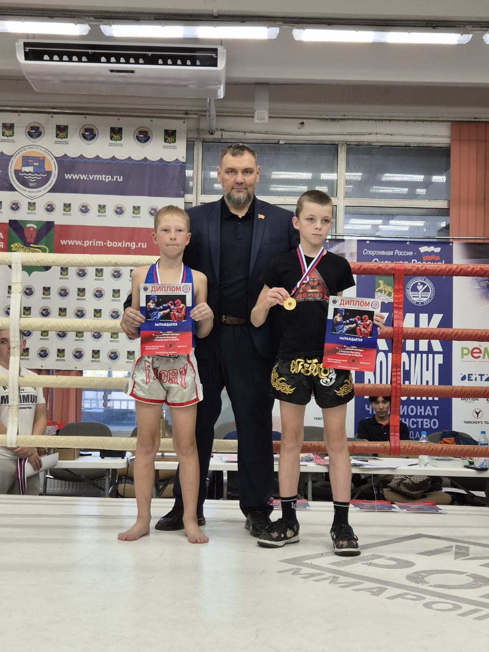 Во Владивостоке завершился чемпионат и первенство города по муайтай