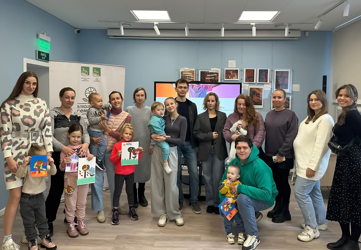 Депутат Василиса Ходнева провела встречу с родителями в рамках проектов «Владивосток семейный» и «Крепкая семья»