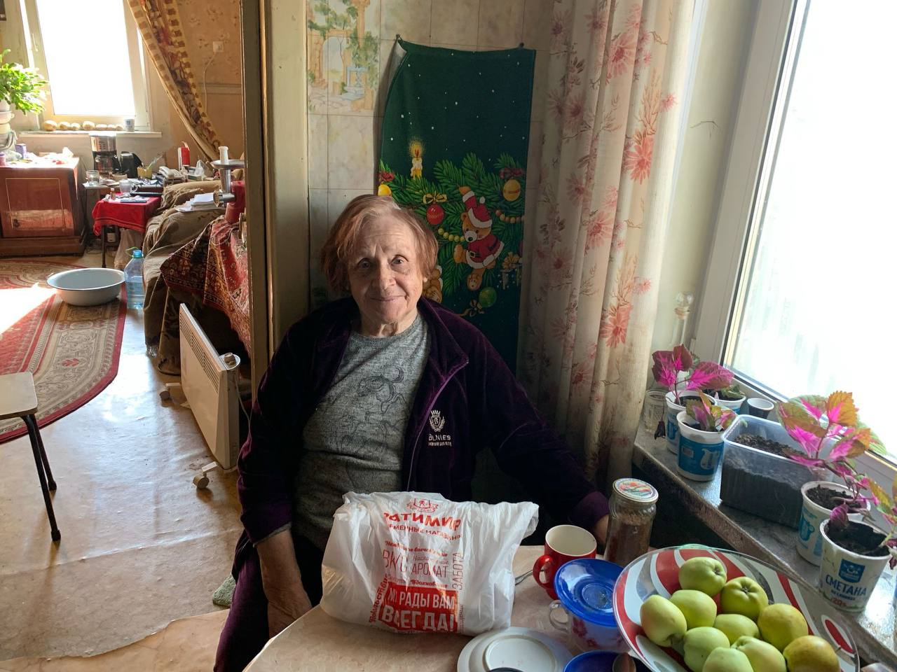 Депутат Наталия Филиппова поздравила горожан с праздником Весны и Труда