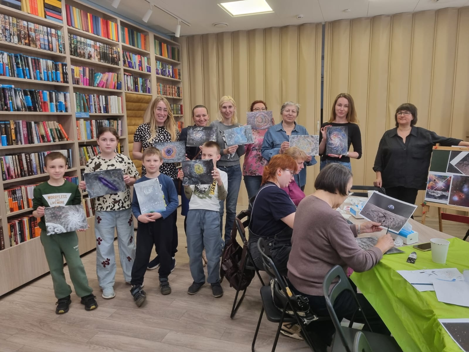 При поддержке депутата Василисы Ходневой состоялся мастер-класс ко Дню космонавтики